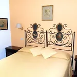 Mora Giardini Naxos