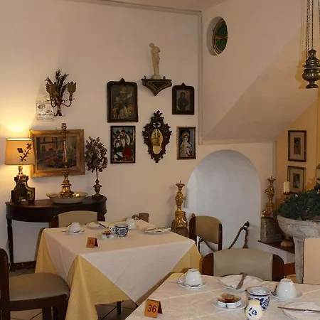 Hotel Mora