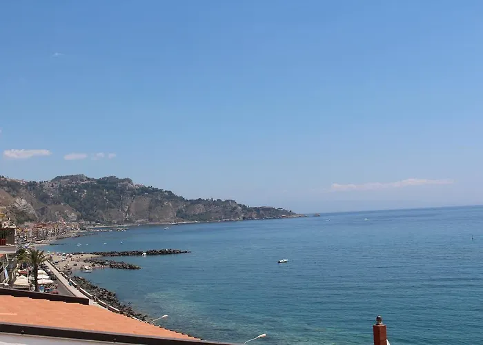 Mora 2* 贾迪尼-纳克索斯