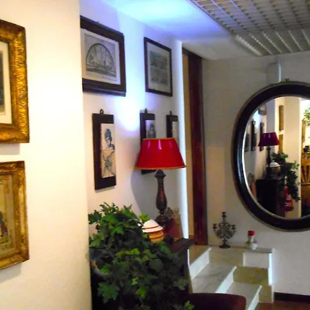 Mora جيارديني ناكسوس