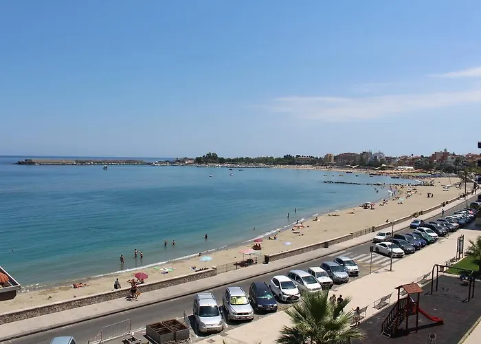 Mora Джардини-Наксос